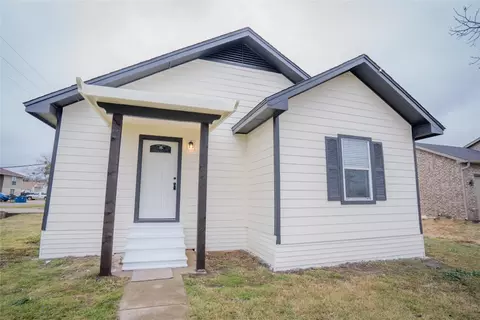 300 N Main St, Palmer, TX 75152