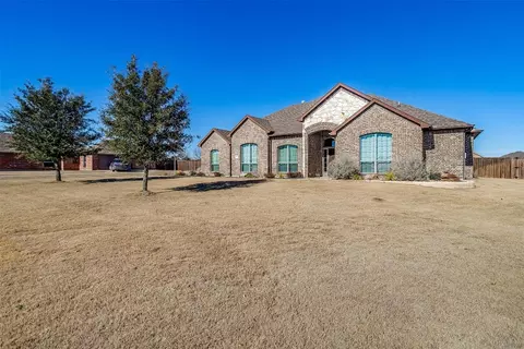 123 Loycie Cir, Waxahachie, TX 75165