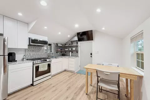 307 E Sanford St, Arlington, TX 76011