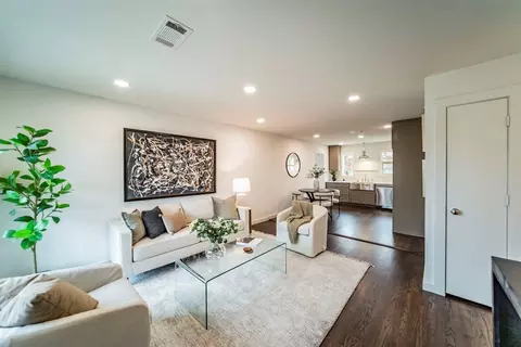1919 Mercedes Rd, Denton, TX 76205
