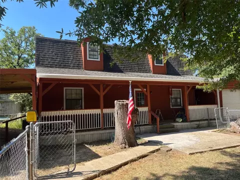 453 Private Road 7703, Emory, TX 75440
