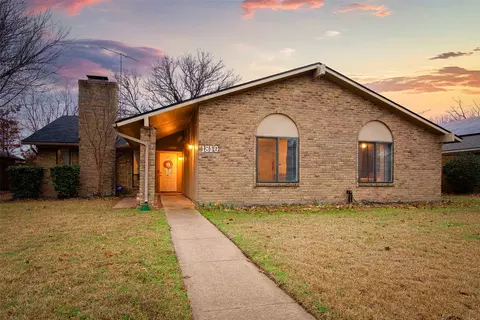 1810 Baylor Dr, Richardson, TX 75081