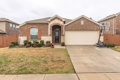 4003 Indian Paintbrush Ln, Heartland, TX 75126