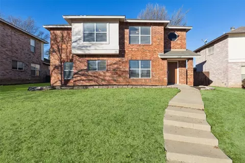 2108 Glenhaven Dr, Lewisville, TX 75067