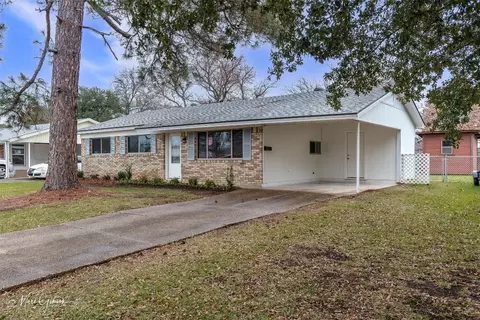 3004 Oliver St, Bossier City, LA 71112
