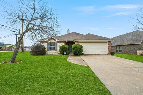 801 Huddleston Ct, Seagoville, TX 75159