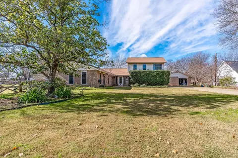 109 Meadow Ln, Hickory Creek, TX 75065