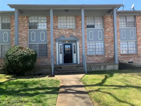 2717 Patricia Ln, Garland, TX 75041