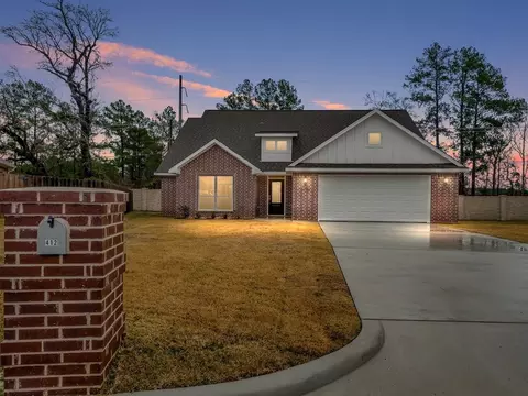 412 Saddle Trail Dr, Lufkin, TX 75904