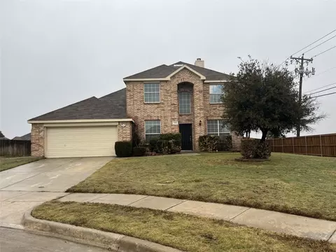 1100 Horn Toad Dr, Haslet, TX 76052