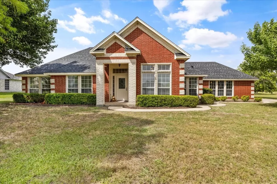 10083 Highland Prairie Ln, Forney, TX 75126 38 Photos Movoto