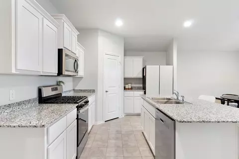620 Radley Dr, Justin, TX 76247