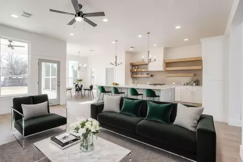 5717 Randolph Ct, Westworth Village, TX 76114