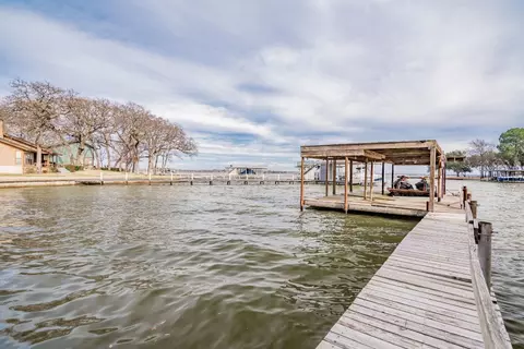 233 Quail Run Cir, Trinidad, TX 75163