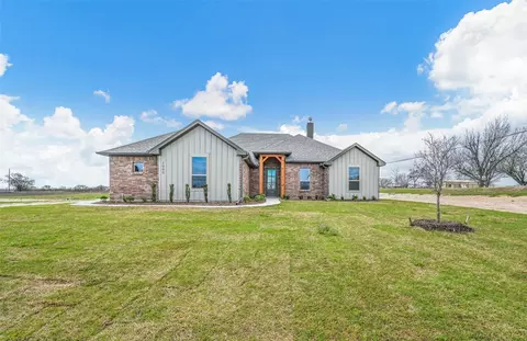 1000 Katie Ct, Azle, TX 76020