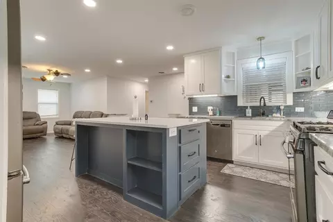 244 Gamble St, Burleson, TX 76028