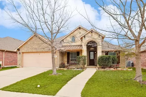 2317 Los Olivos Ln, Fort Worth, TX 76131
