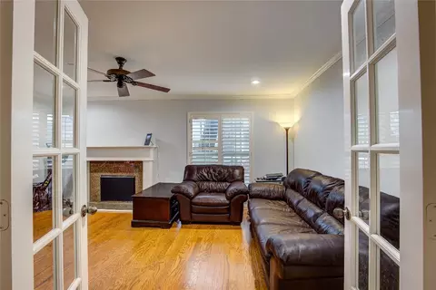 9416 Timberleaf Dr, Dallas, TX 75243