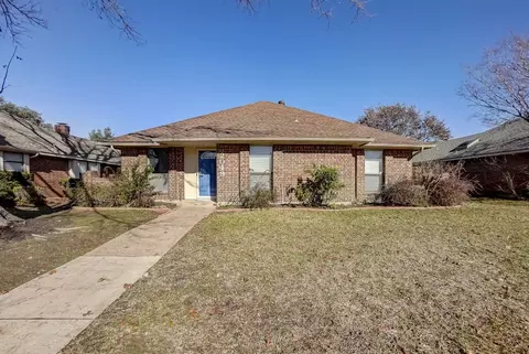 2019 Espinosa Dr, Carrollton, TX 75010