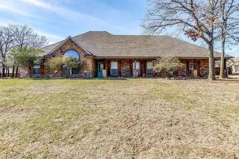 101 Oakmont Dr, Weatherford, TX 76088