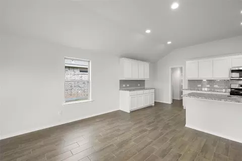 1910 Cheyenne Dr, Cleburne, TX 76033 photo 15