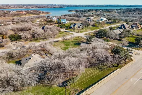 6402 Shoreline Dr, Little Elm, TX 75068