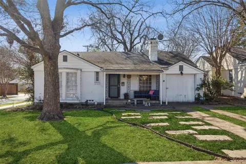 2702 Burlington Blvd, Dallas, TX 75211