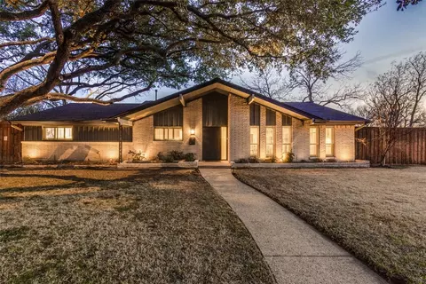 3206 Waldrop Dr, Dallas, TX 75229