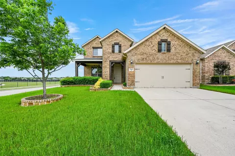 5940 Black Bass Dr, Fort Worth, TX 76179