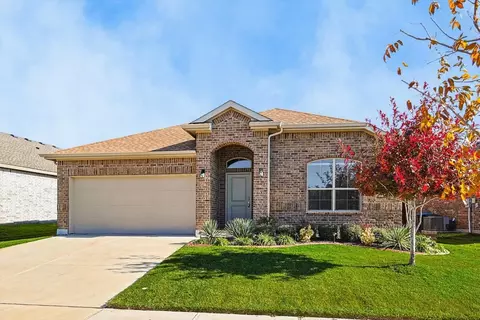 9024 Highland Orchard Dr, Fort Worth, TX 76179