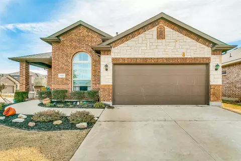 1924 Jacona Trl, Fort Worth, TX 76131