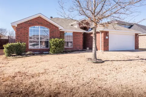 1017 Micah Rd, Burleson, TX 76028