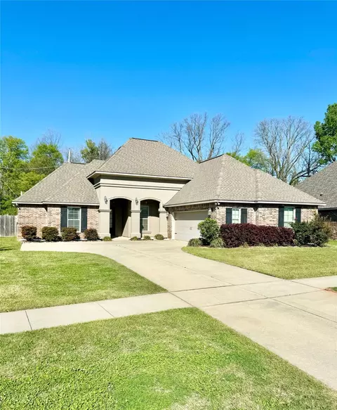 630 Alder Ln, Bossier City, LA 71111