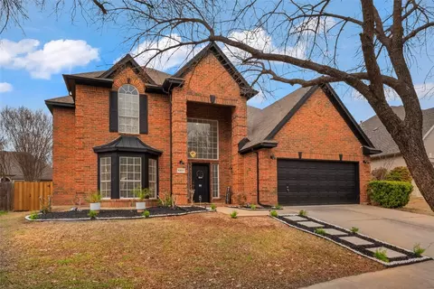 5453 Lake Powell Dr, Fort Worth, TX 76137