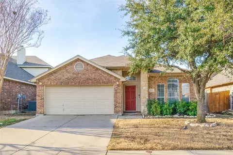 4268 Sweet Clover Ln, Crowley, TX 76036