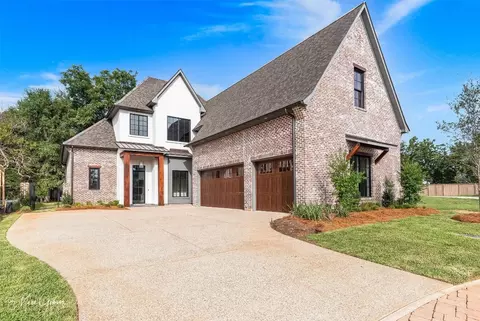 359 Belle Winds Ct, Shreveport, LA 71106