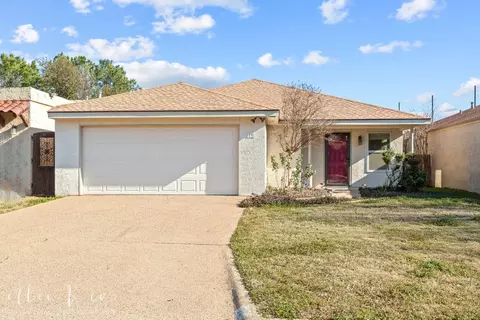 19 Tamarisk Cir, Abilene, TX 79606
