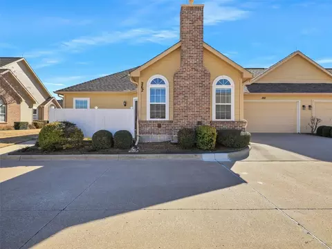 2601 Marsh Ln #262, Plano, TX 75093