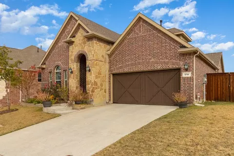 1715 Brookhollow Dr W, Carrollton, TX 75010