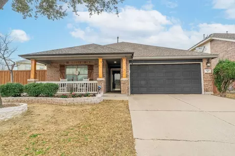 1401 Kingfisher Dr, Fort Worth, TX 76131