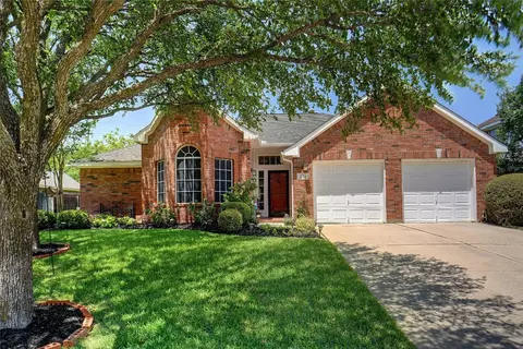 326 Village Trl, Trophy Club, TX 76262