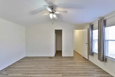 705 Osborn Rd, Clyde, TX 79510 photo 15