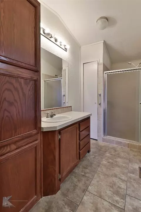 705 Osborn Rd, Clyde, TX 79510 photo 17