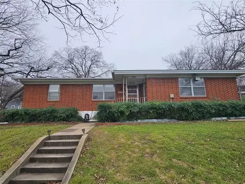 3808 Meadowbrook Dr, Fort Worth, TX 76103