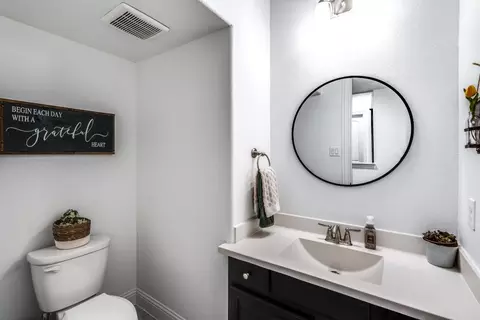 Bath - 701 Treeline Dr, Argyle, TX 76226 photo 4 of 5