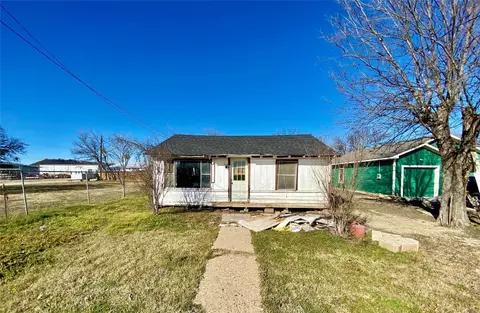 1403 SE Martin Luther King Jr St, Mineral Wells, TX 76067