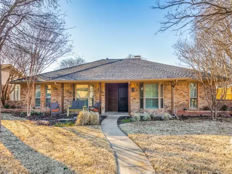 1902 Columbia Dr, Richardson, TX 75081