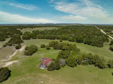 8 County Road 3270, Kempner, TX 76539