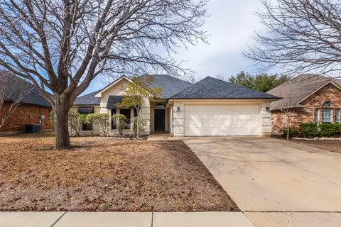 1080 Westgrove Dr, Saginaw, TX 76179