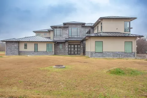 6 Garden Ln, Arlington, TX 76016